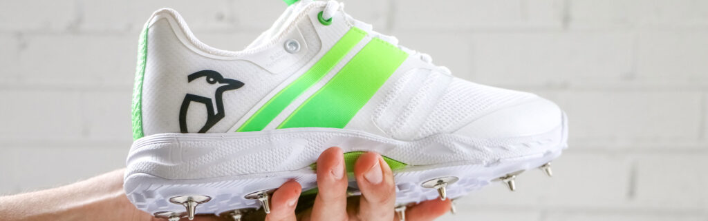  cricket spikes shoes