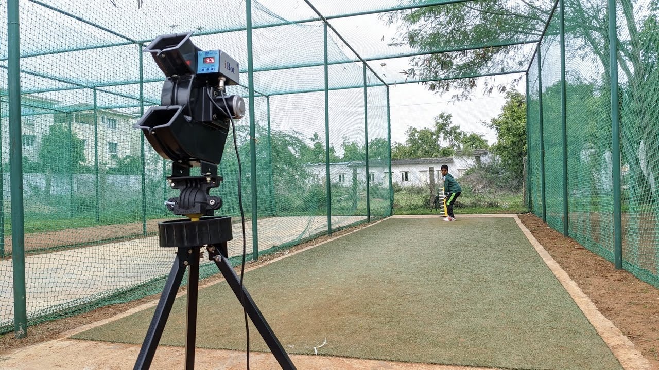 Cricket Bowling Machine